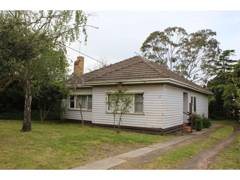 27 New Street, Dandenong VIC 3175