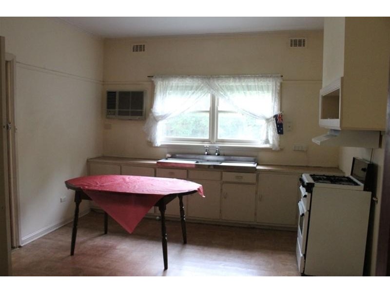 27 New Street, Dandenong VIC 3175