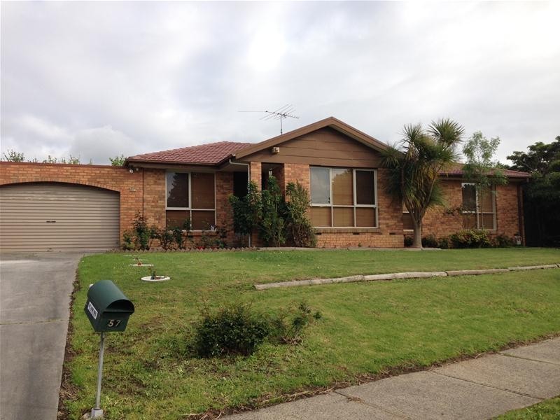 57 Thomas Mitchell Drive, Endeavour Hills VIC 3802