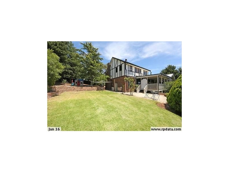 76 Churchill Park Drive, Lysterfield South VIC 3156