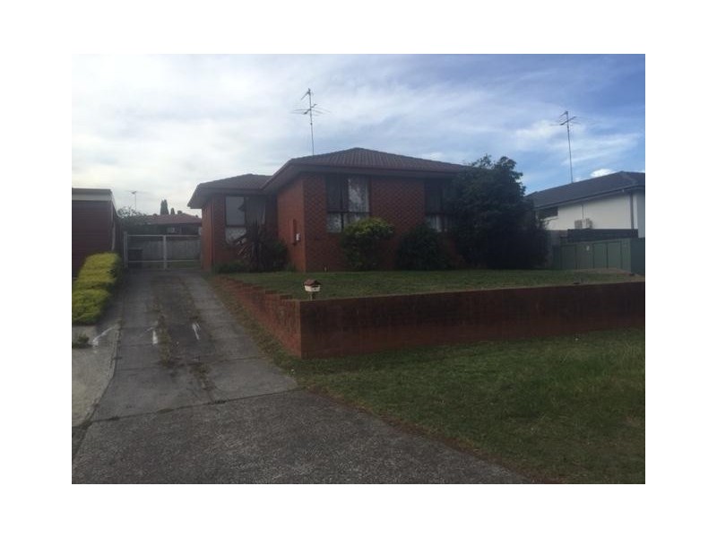 4 Peebles Street, Endeavour Hills VIC 3802