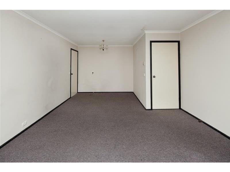 36 Ravenhill Crescent, Endeavour Hills VIC 3802