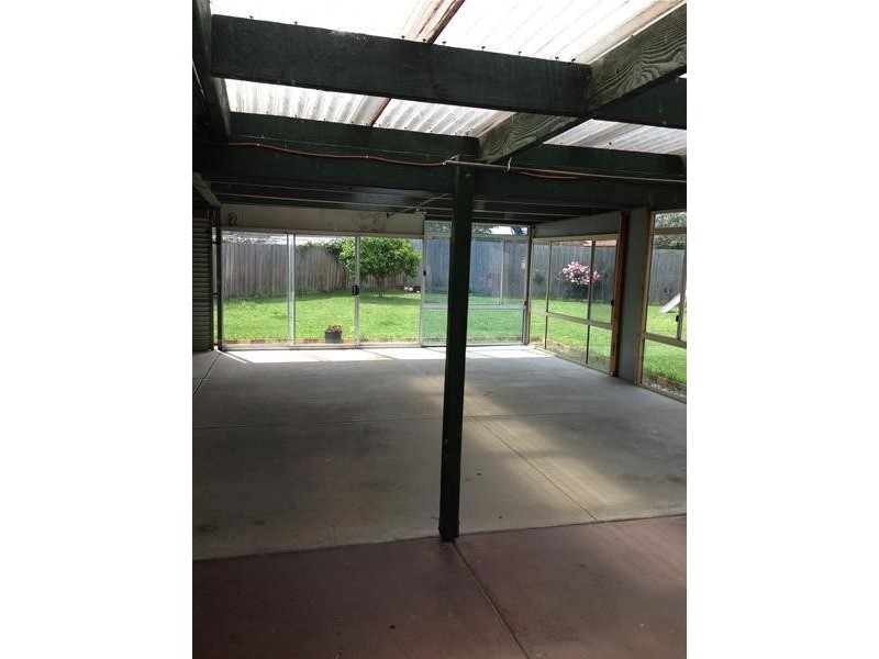 6 Thurso Court, Endeavour Hills VIC 3802