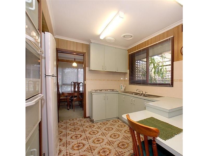 10 Glenelg Street, Dandenong North VIC 3175