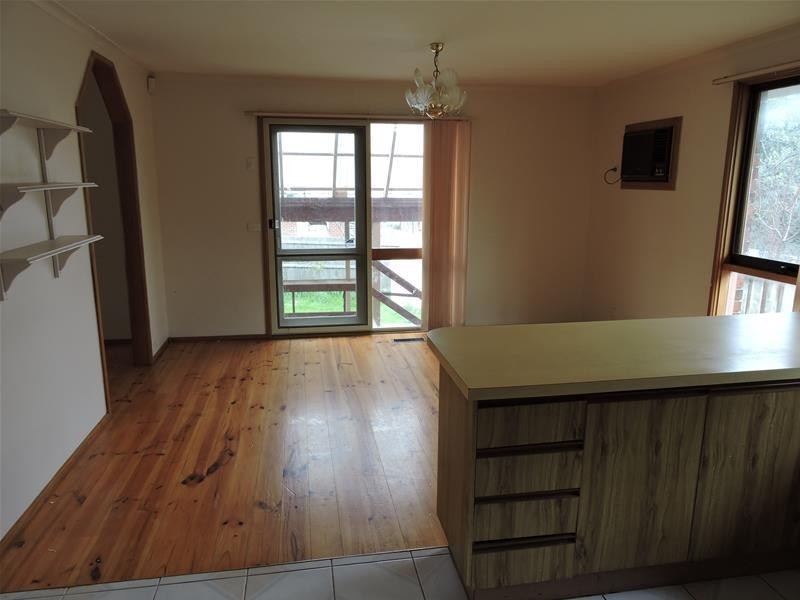 3 Peebles Street, Endeavour Hills VIC 3802