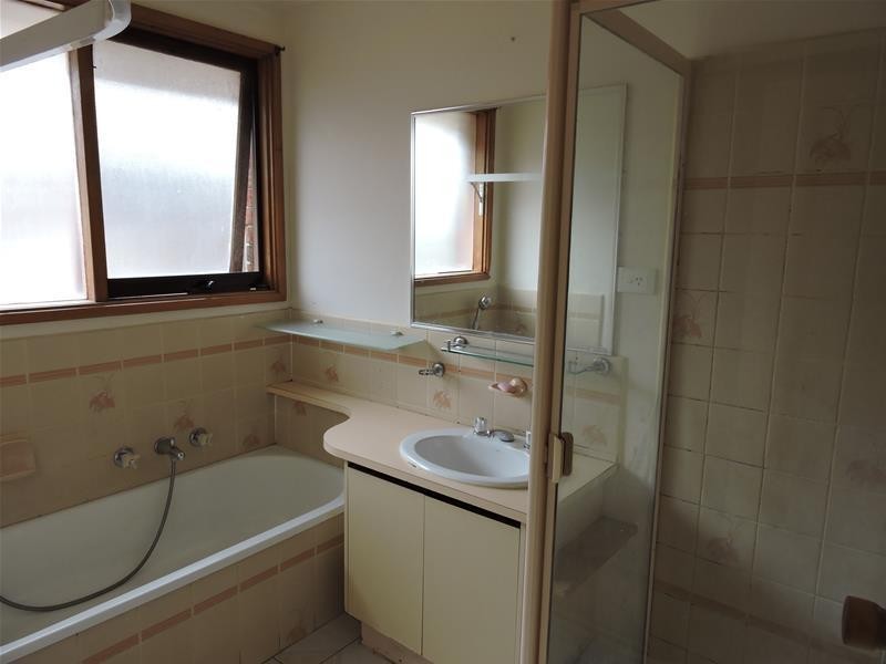 3 Peebles Street, Endeavour Hills VIC 3802