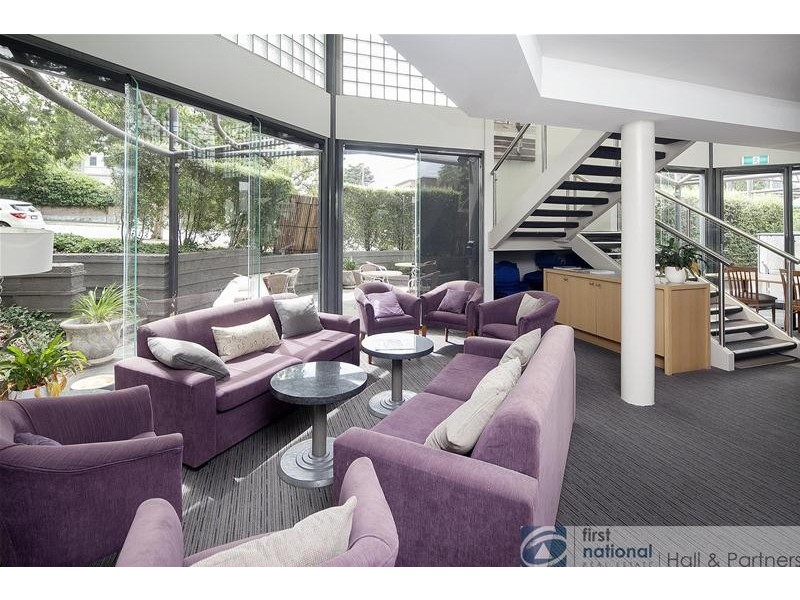 111/5-9 Studley Park Road, Kew VIC 3101