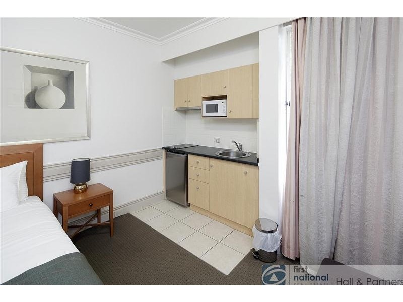 111/5-9 Studley Park Road, Kew VIC 3101