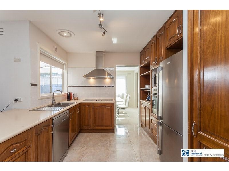 6 Waranga Street, Dandenong North VIC 3175