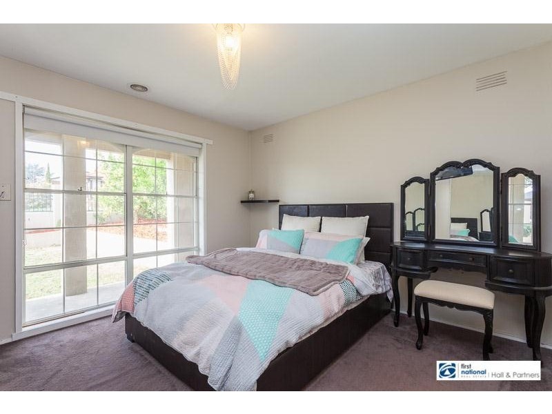 6 Waranga Street, Dandenong North VIC 3175