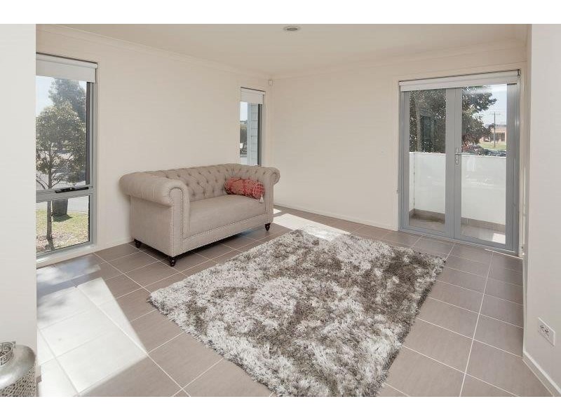 6/19-27 Connell  Lane, Dandenong VIC 3175
