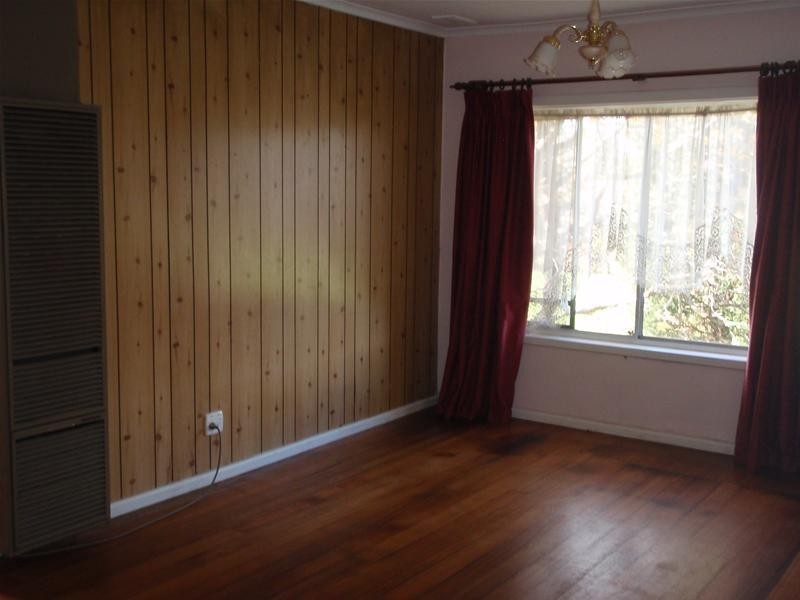 140 Paperbark Street, Doveton VIC 3177