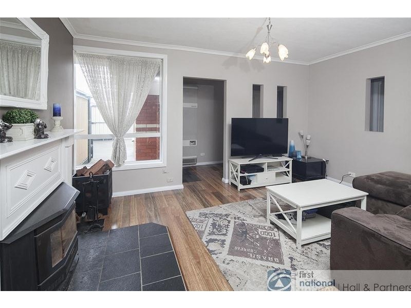 27 Craig Road, Devon Meadows VIC 3977