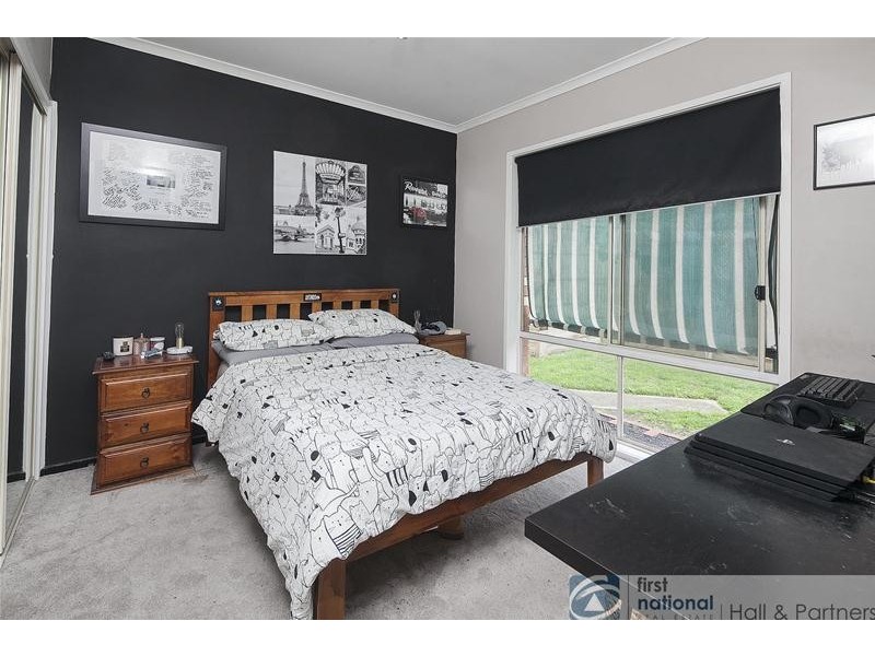 27 Craig Road, Devon Meadows VIC 3977