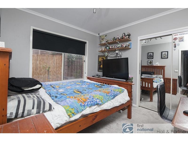 27 Craig Road, Devon Meadows VIC 3977