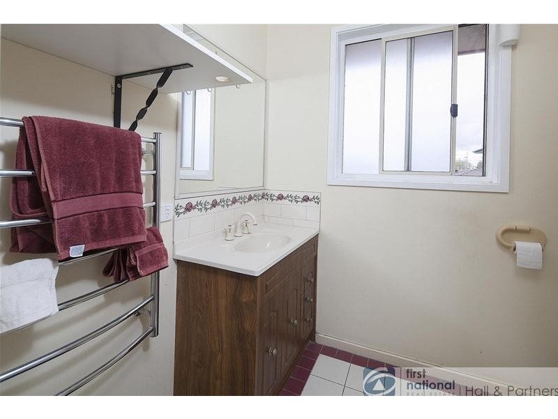 27 Craig Road, Devon Meadows VIC 3977