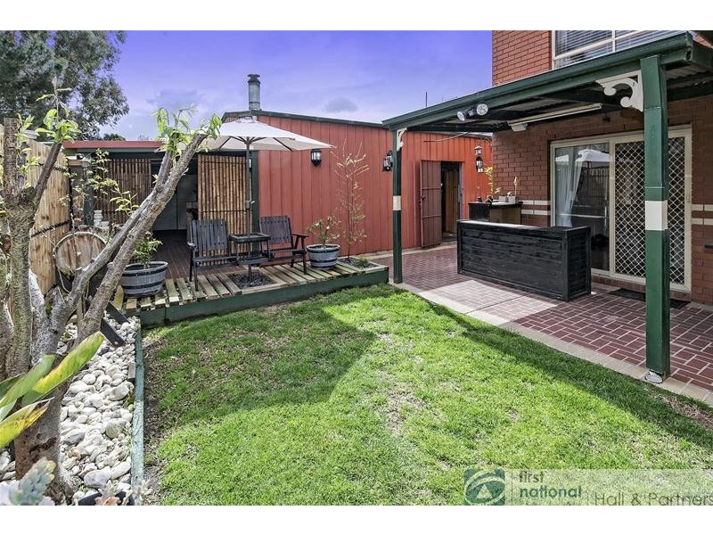 27 Craig Road, Devon Meadows VIC 3977