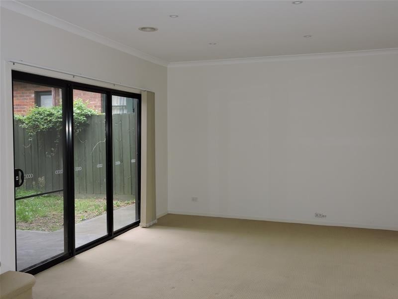 1/36 Ronald Street, Dandenong VIC 3175