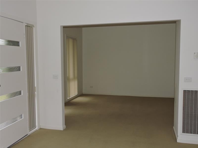 1/36 Ronald Street, Dandenong VIC 3175