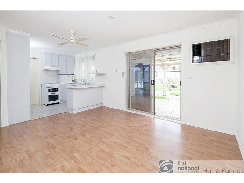 70 Strong Drive, Hampton Park VIC 3976
