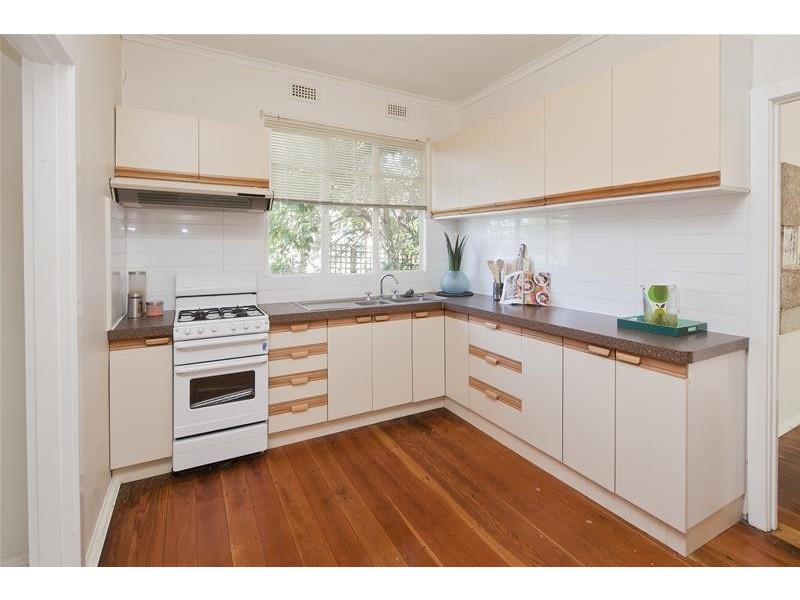 6 Jesson Crescent, Dandenong VIC 3175