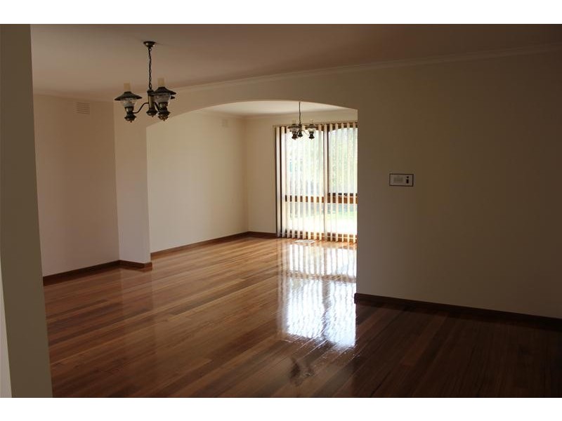 9 Glenelg Street, Dandenong North VIC 3175