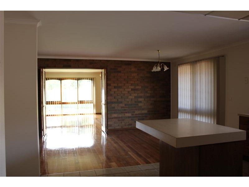 9 Glenelg Street, Dandenong North VIC 3175