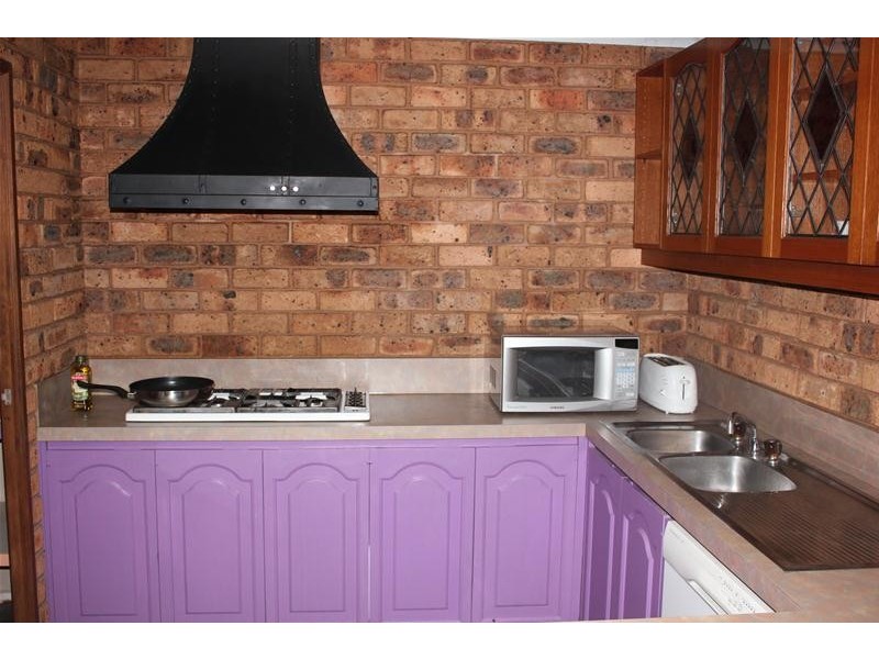 5 Whitestone Court, Endeavour Hills VIC 3802