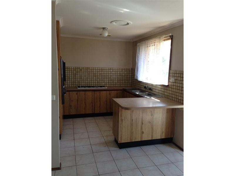 1/2 Reed Court, Endeavour Hills VIC 3802