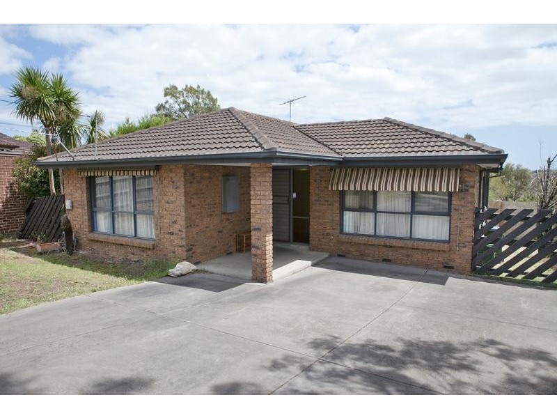 33 Aldridge Street, Endeavour Hills VIC 3802
