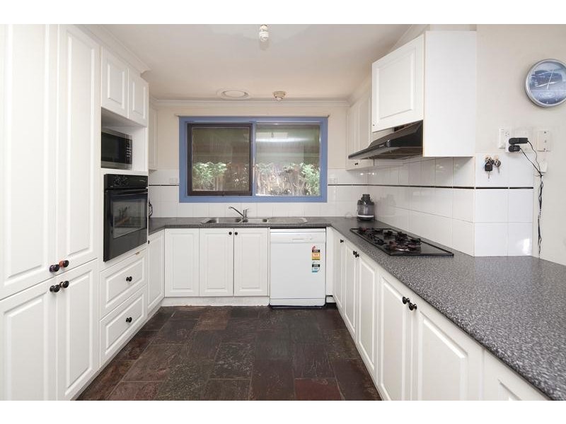 33 Aldridge Street, Endeavour Hills VIC 3802