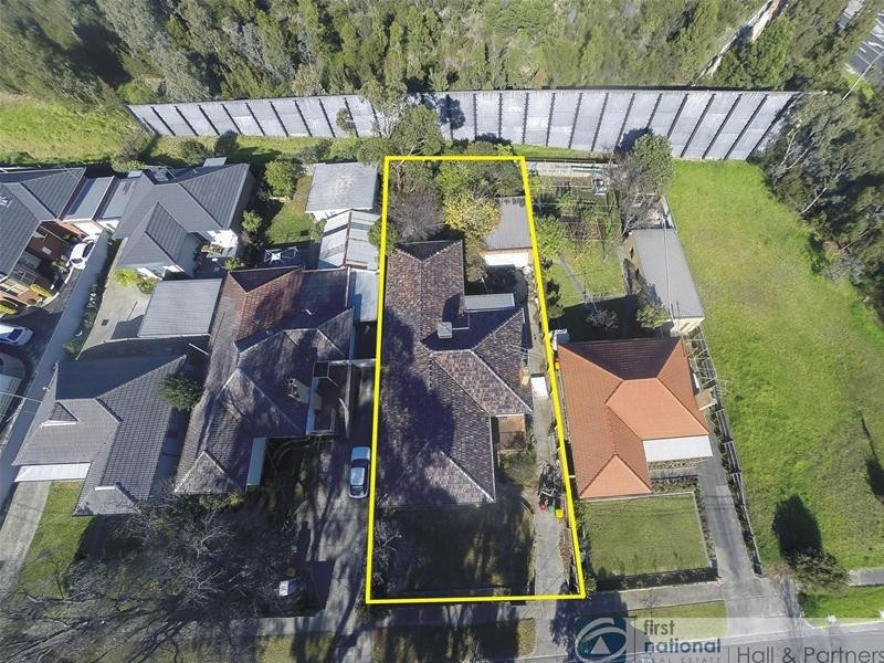 24 Crawford Avenue, Dandenong North VIC 3175