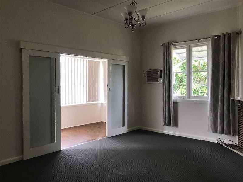 4 Frances Street, Taree NSW 2430