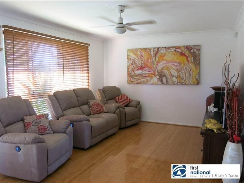 24 Bangalow Place, Taree NSW 2430