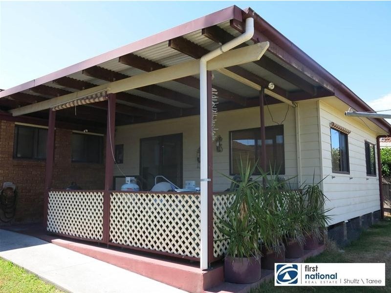 24 Bangalow Place, Taree NSW 2430