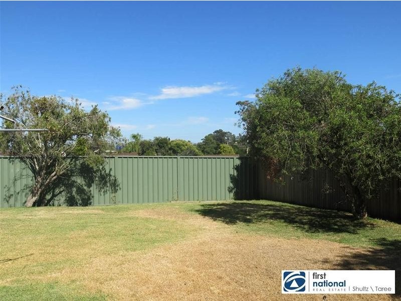 24 Bangalow Place, Taree NSW 2430