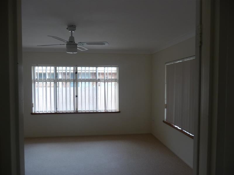 17 Beach Street, Wallabi Point NSW 2430