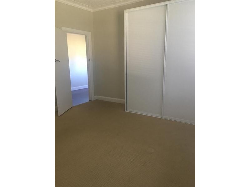 13 Railway Parade, Taree NSW 2430