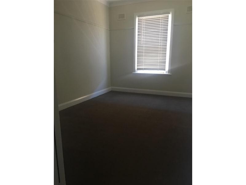 13 Railway Parade, Taree NSW 2430