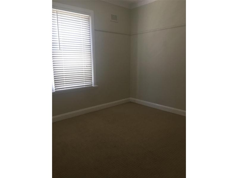 13 Railway Parade, Taree NSW 2430