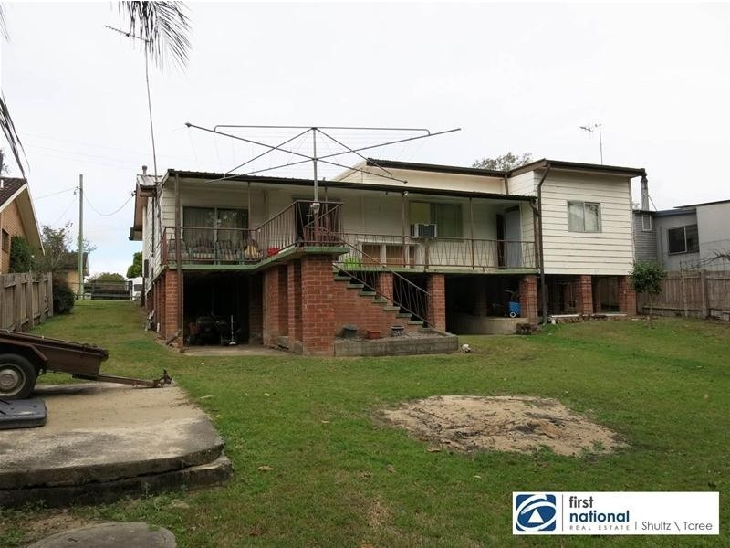 11 Bayview Crescent, Taree NSW 2430