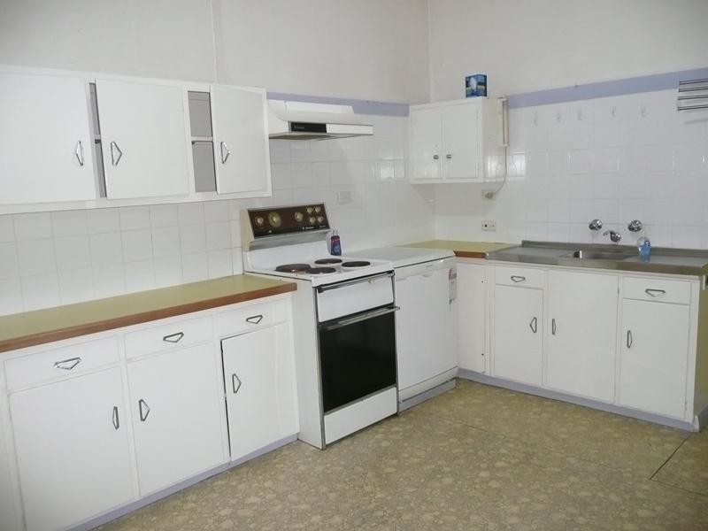 10 Commerce Street, Taree NSW 2430