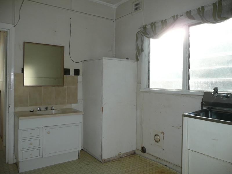 10 Commerce Street, Taree NSW 2430