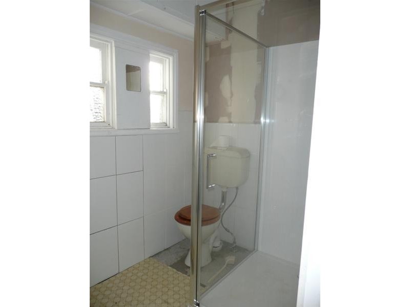 10 Commerce Street, Taree NSW 2430