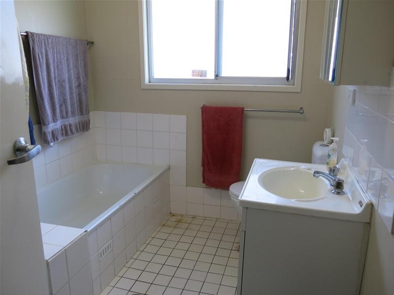 10 Fisher Street, Taree NSW 2430