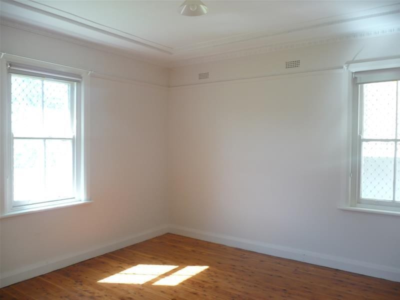 12a Railway Parade, Taree NSW 2430