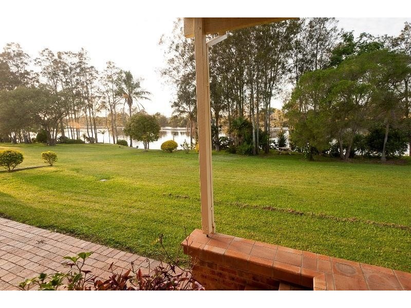 8 Ochiltree Place, Taree NSW 2430