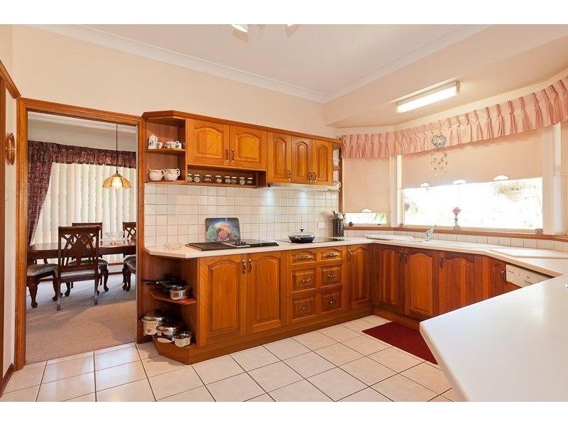 8 Ochiltree Place, Taree NSW 2430