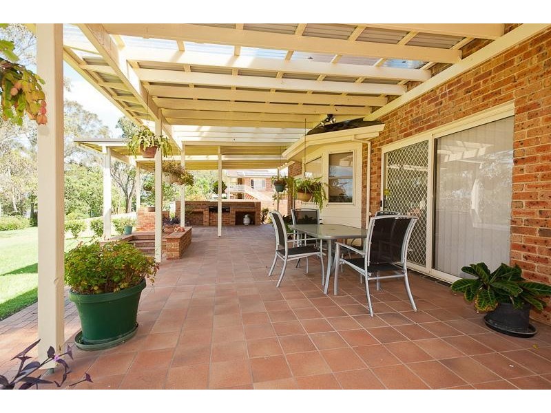 8 Ochiltree Place, Taree NSW 2430