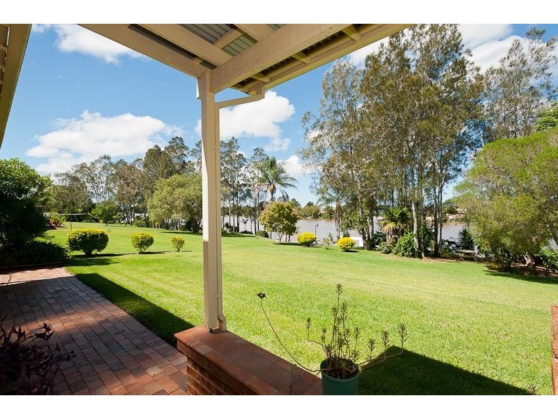 8 Ochiltree Place, Taree NSW 2430